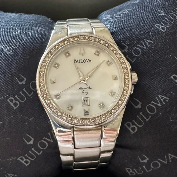 Bulova Classic Women Watch - Used Vintage Bulova Gold Womens Watch with Stainless Steel Band  main image 3